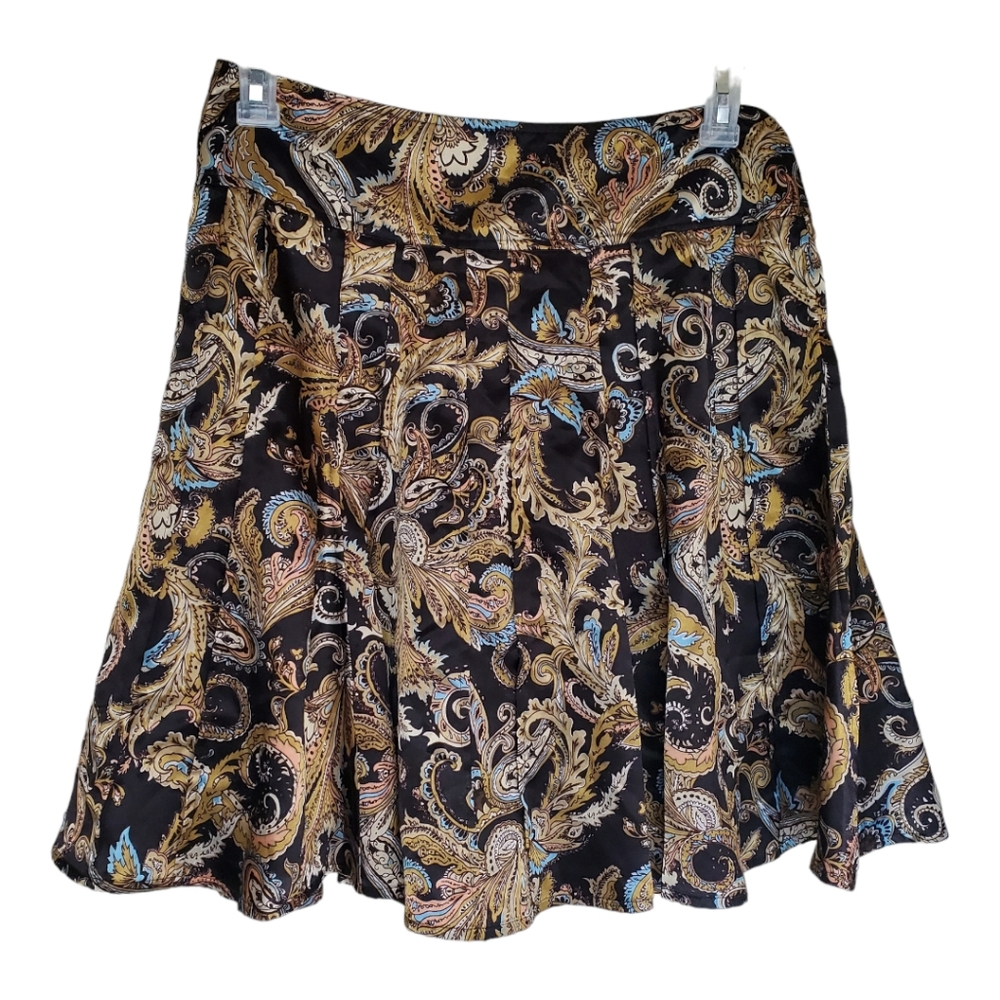 Worthington Size 12P Black & Gold Skirt Satiny Faux Pleated Baroque Paisley